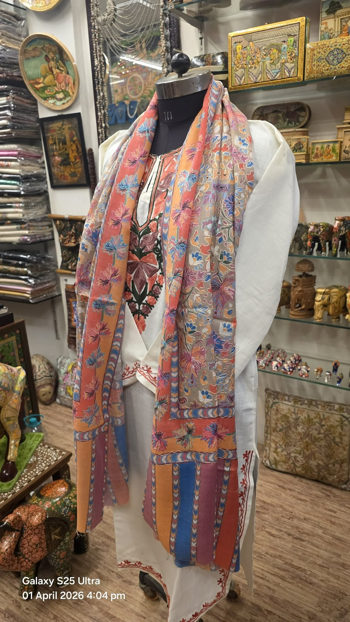 Royal Kashmir Pashmina Scarf (Style 6)